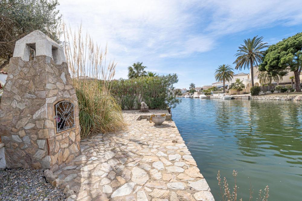 267 Casa con amare Ebre Casa aislada / Villa  Empuriabrava
