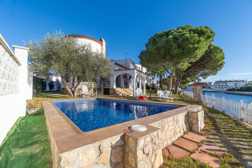 277 Casa Toldera Casa aislada / Villa Tordera Empuriabrava