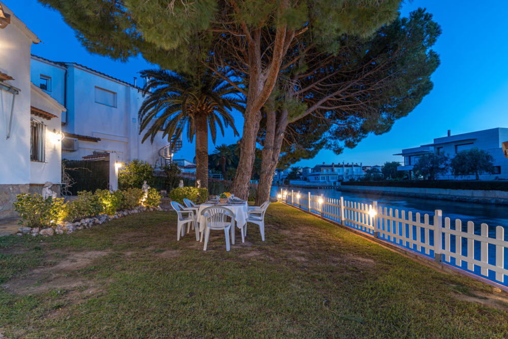 277 Casa Toldera Casa aislada / Villa Tordera Empuriabrava