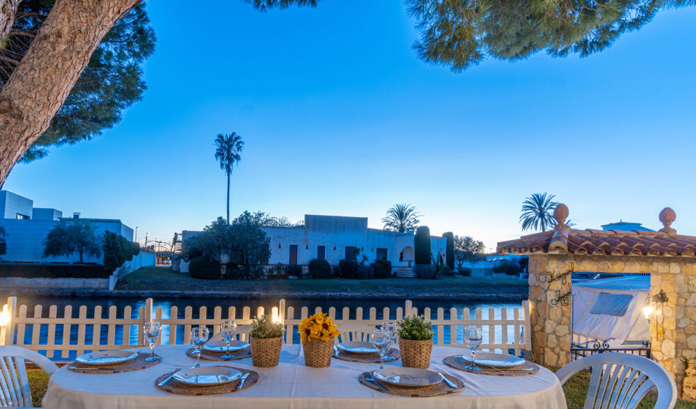 277 Casa Toldera Casa aislada / Villa Tordera Empuriabrava