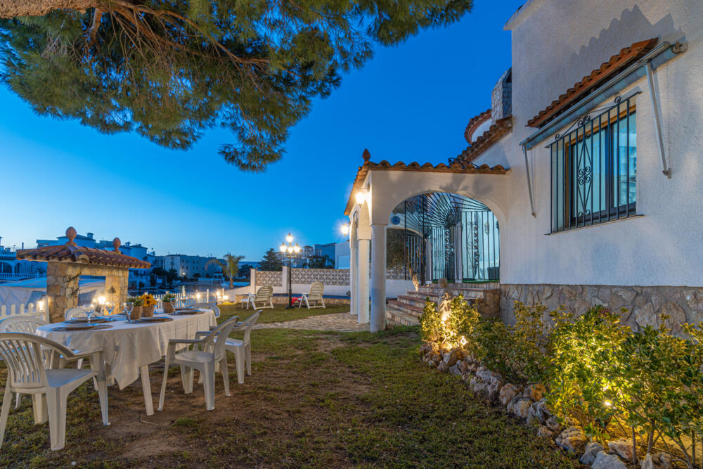 277 Casa Toldera Casa aislada / Villa Tordera Empuriabrava