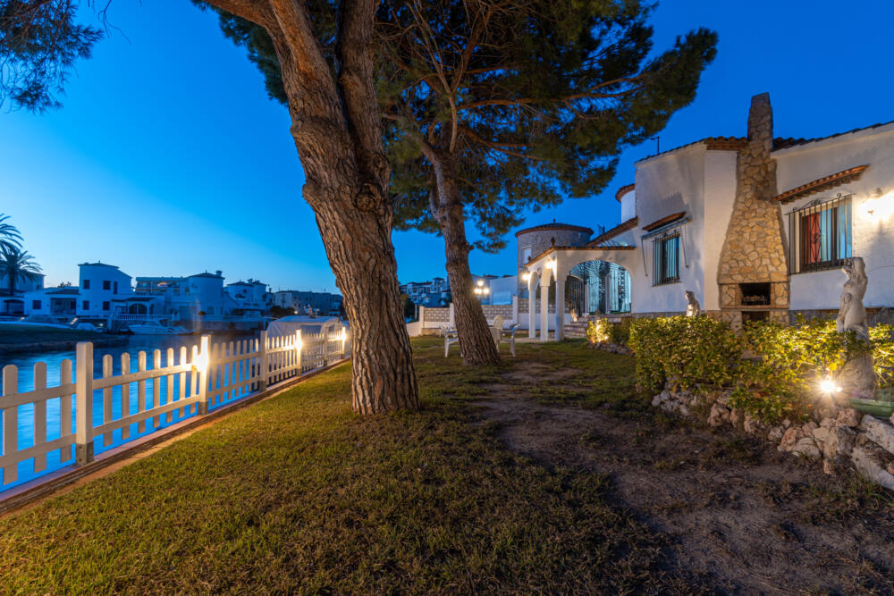 277 Casa Toldera Casa aislada / Villa Tordera Empuriabrava