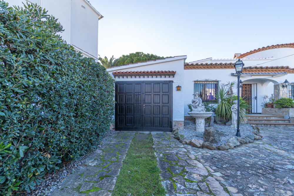 277 Casa Toldera Casa aislada / Villa Tordera Empuriabrava