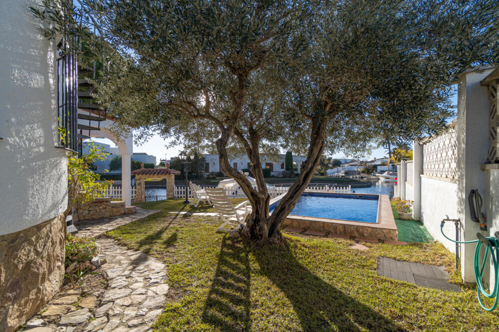 277 Casa Toldera Casa aislada / Villa Tordera Empuriabrava