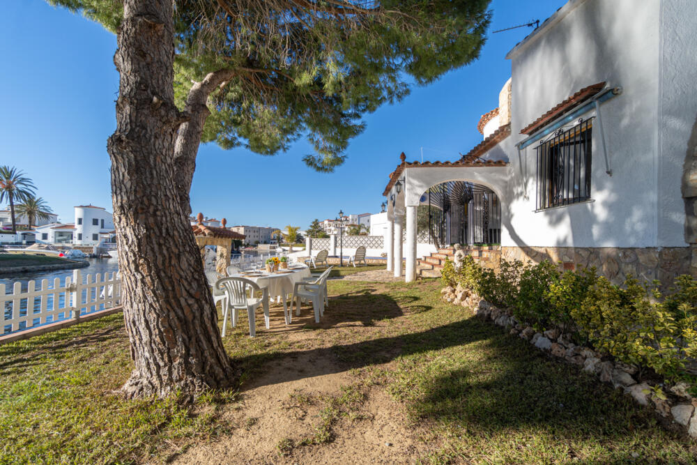 277 Casa Toldera Casa aislada / Villa Tordera Empuriabrava