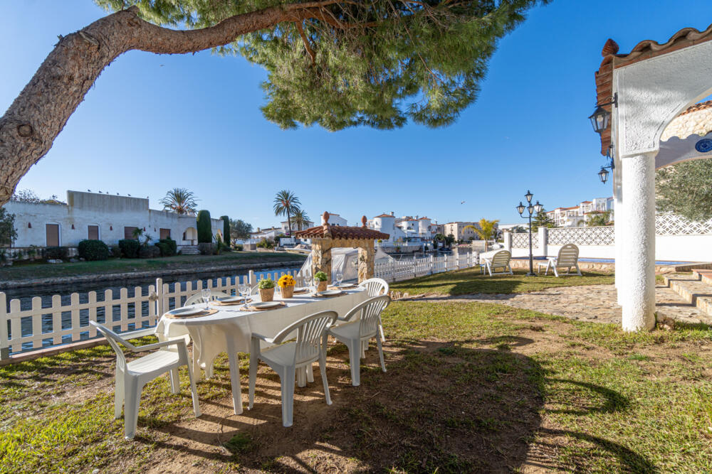 277 Casa Toldera Casa aislada / Villa Tordera Empuriabrava