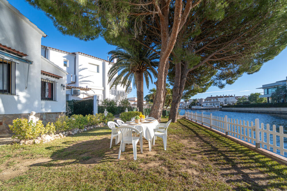 277 Casa Toldera Casa aislada / Villa Tordera Empuriabrava
