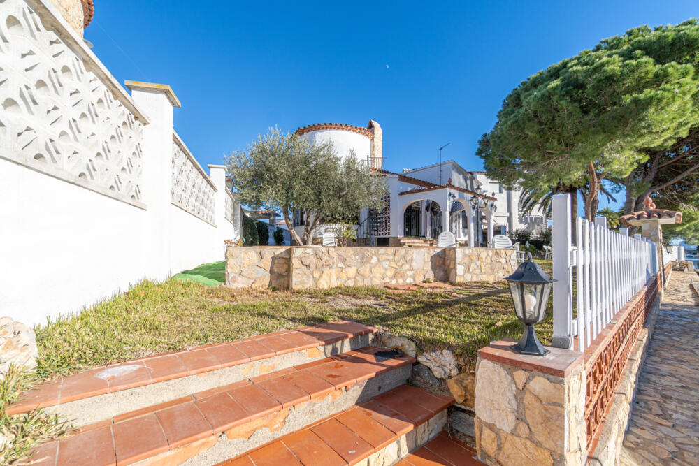 277 Casa Toldera Casa aislada / Villa Tordera Empuriabrava