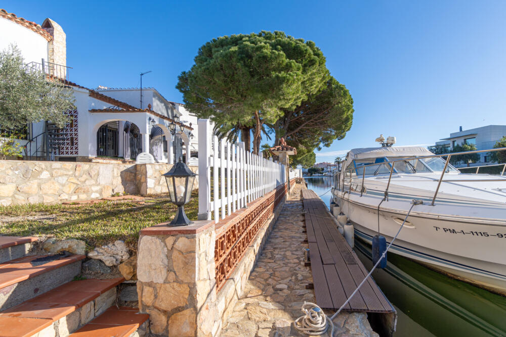 277 Casa Toldera Casa aislada / Villa Tordera Empuriabrava