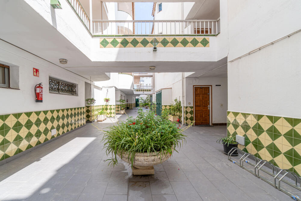 278 Apartamento con parking y vistas al canal Apartamento Poblat Tipic Empuriabrava 278 Apartamento con parking y vistas al canal Apartamento Poblat Tipic Empuriabrava