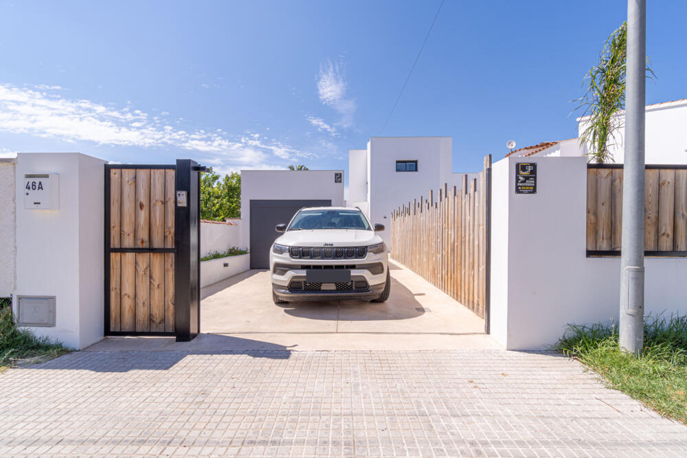 279 Casa Mahana Goertz Casa aislada / Villa  Empuriabrava