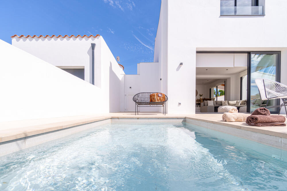 279 Casa Mahana Goertz Casa aislada / Villa  Empuriabrava