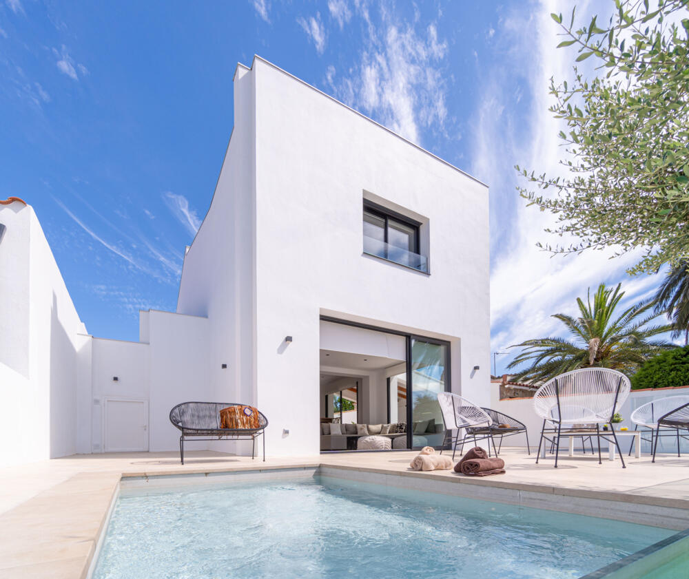 279 Casa Mahana Goertz Casa aislada / Villa  Empuriabrava