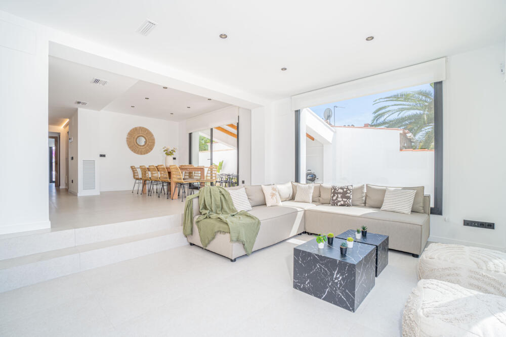 279 Casa Mahana Goertz Casa aislada / Villa  Empuriabrava