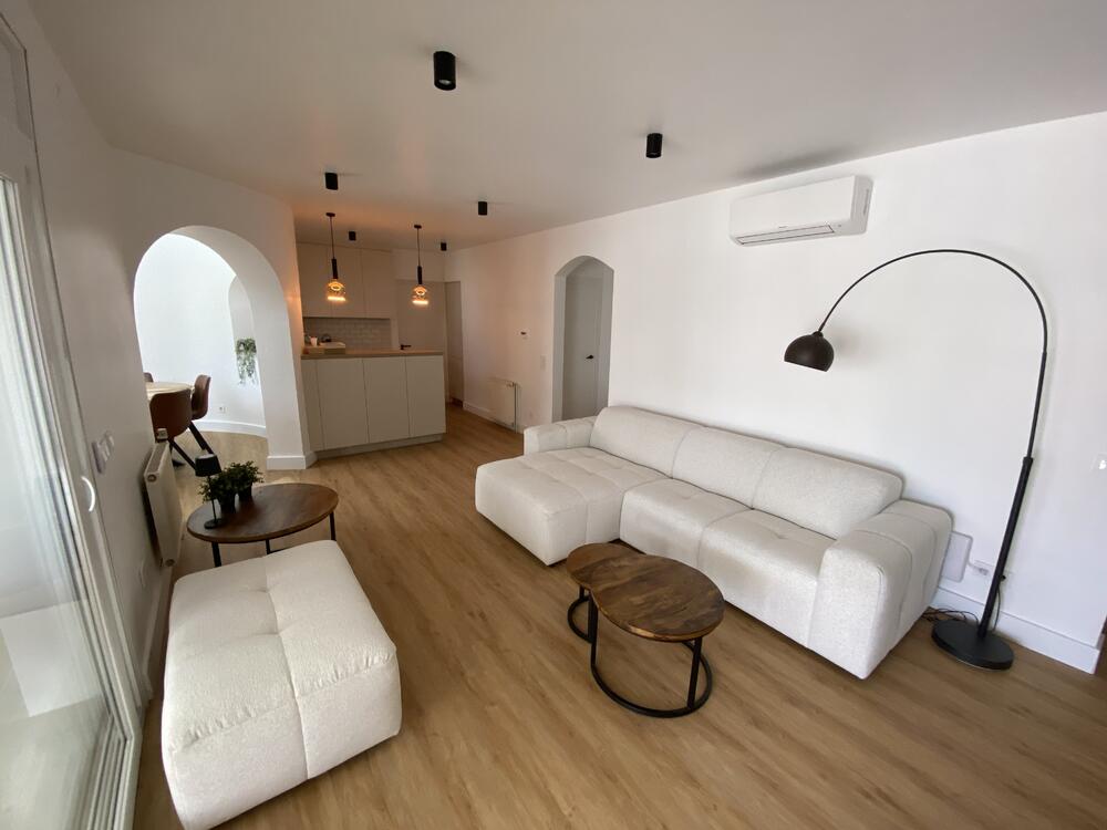 2028 Casa renovada  en planta baja al canal principal Casa aislada / Villa Alt Emporda Empuriabrava
