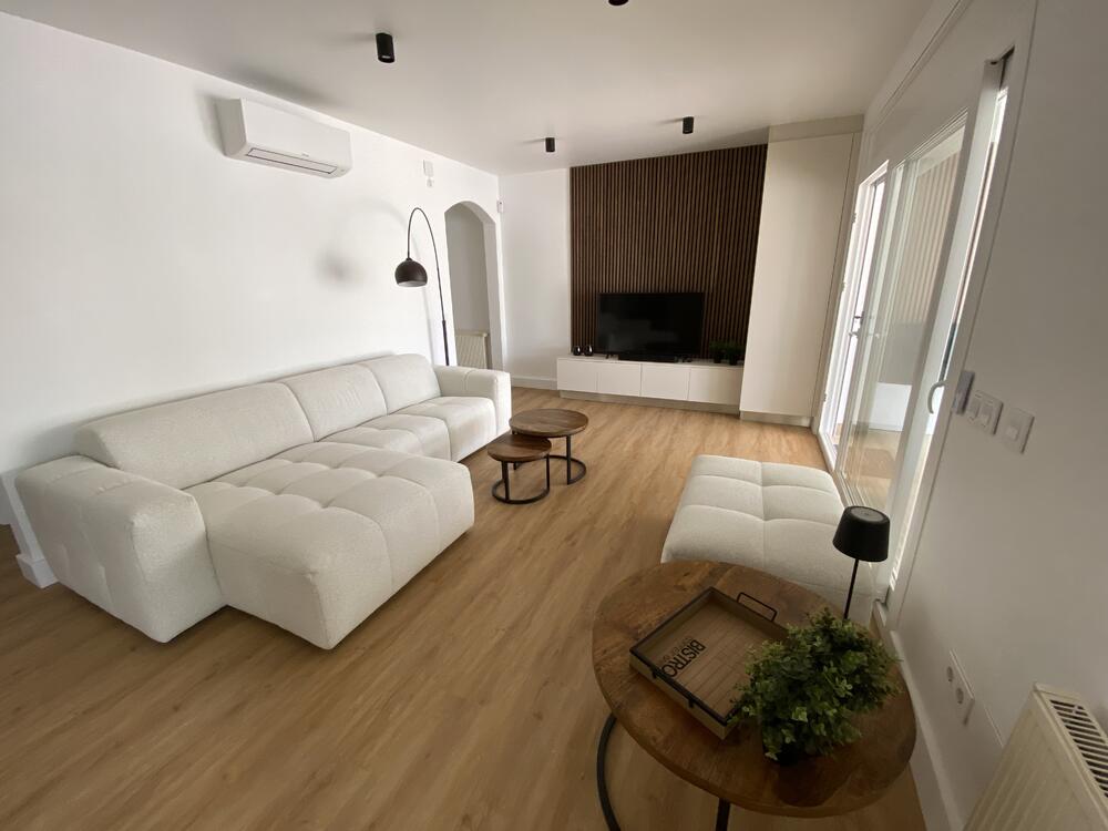 2028 Casa renovada  en planta baja al canal principal Casa aislada / Villa Alt Emporda Empuriabrava