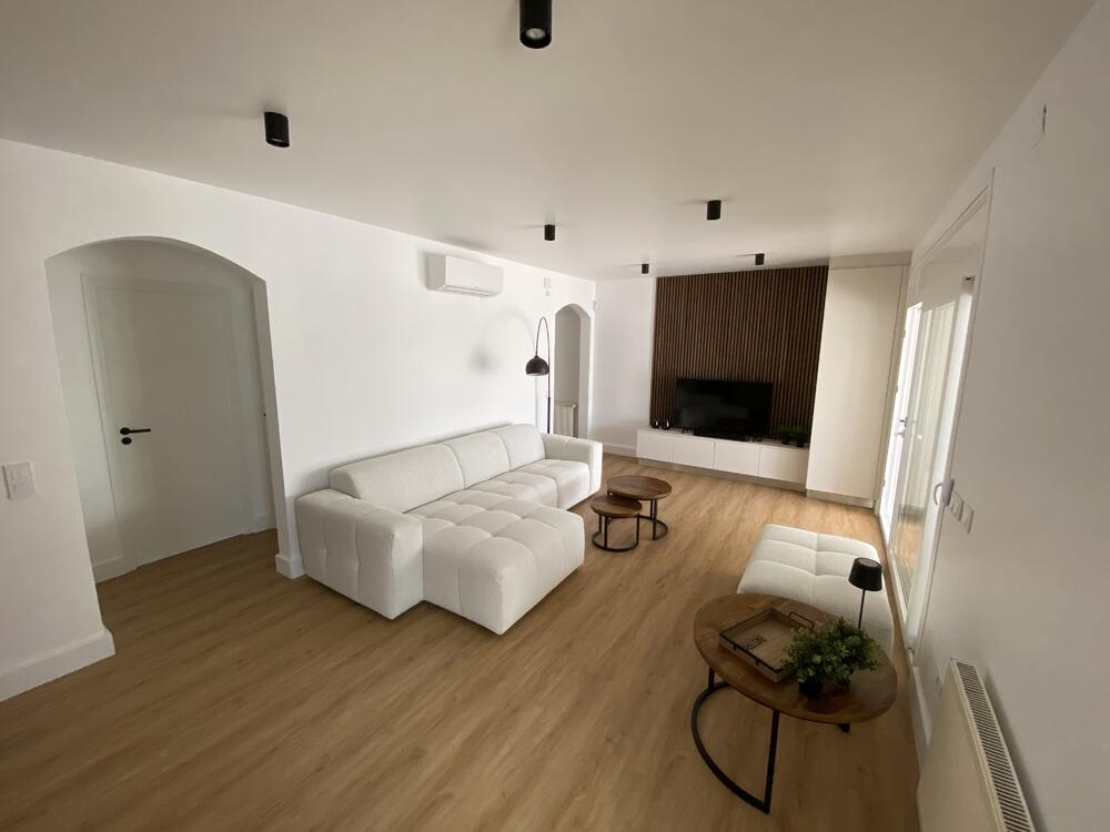 2028 Casa renovada  en planta baja al canal principal Casa aislada / Villa Alt Emporda Empuriabrava