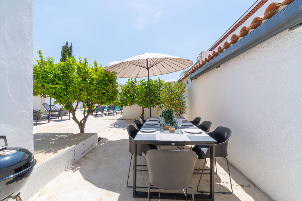 281 Casa Aloha Goertz - piscina y amarre 11,50 m Casa aislada / Villa Empuriabrava 281 Casa Aloha Goertz - piscina y amarre 11,50 m Casa aislada / Villa Empuriabrava