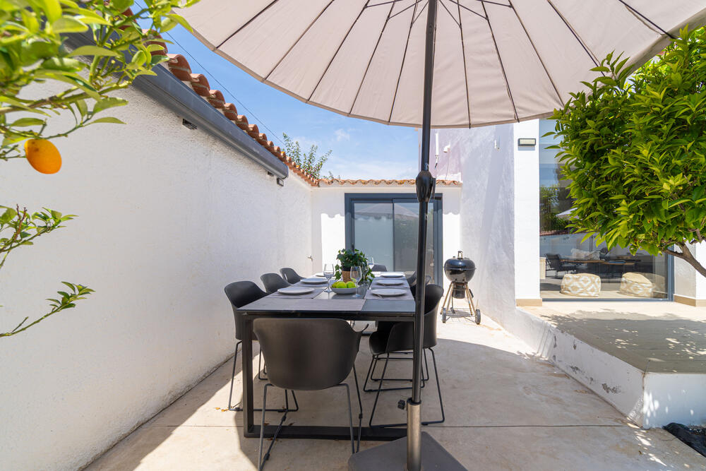 281 Casa Aloha Goertz - piscina y amarre 11,50 m Casa aislada / Villa Empuriabrava 281 Casa Aloha Goertz - piscina y amarre 11,50 m Casa aislada / Villa Empuriabrava