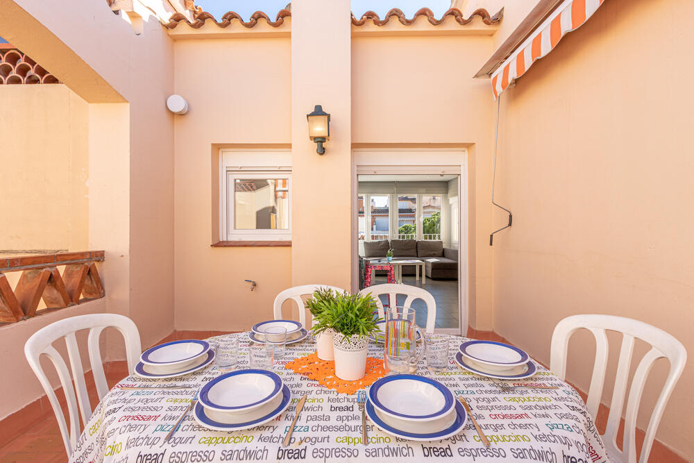1018 Apartamento en el centro de Empuriabrava con 2 dormitorios Apartamento Empuriabrava 1018 Apartamento en el centro de Empuriabrava con 2 dormitorios Apartamento Empuriabrava
