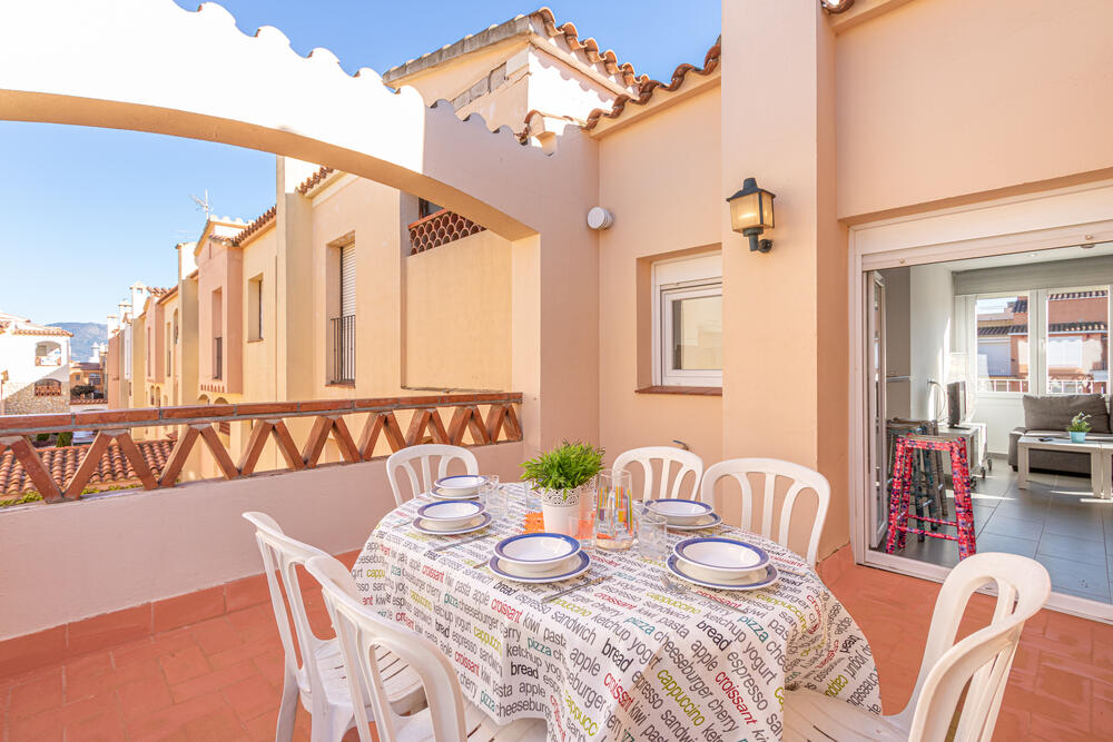 1018 Apartamento en el centro de Empuriabrava con 2 dormitorios Apartamento Empuriabrava 1018 Apartamento en el centro de Empuriabrava con 2 dormitorios Apartamento Empuriabrava