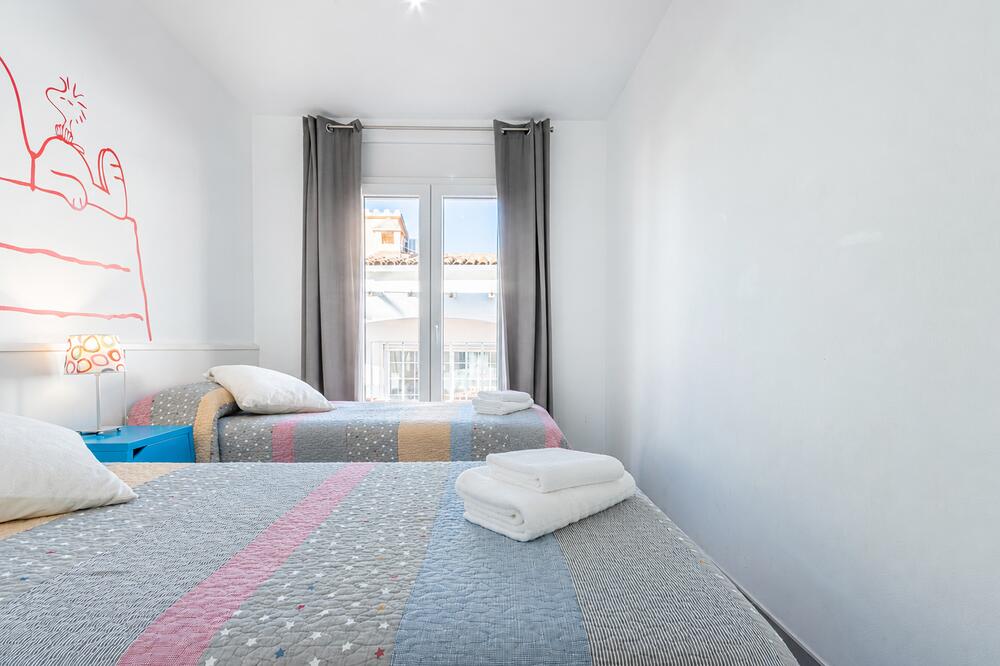 1018 Apartamento cerca de la playa  Apartamento  Empuriabrava