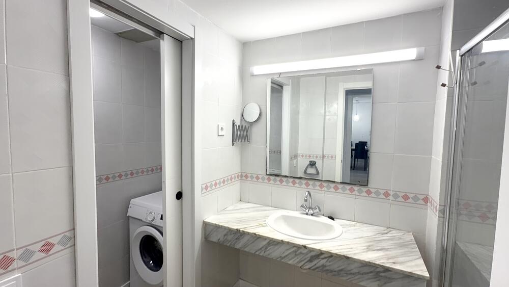 S206-027 DH-MARATHON Apartamento Ocio Nocturno Salou