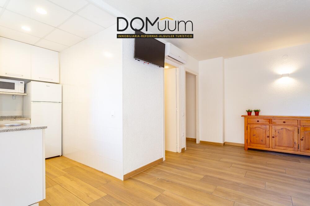 S104-053 DH-DELFOS Apartamento Turística Salou