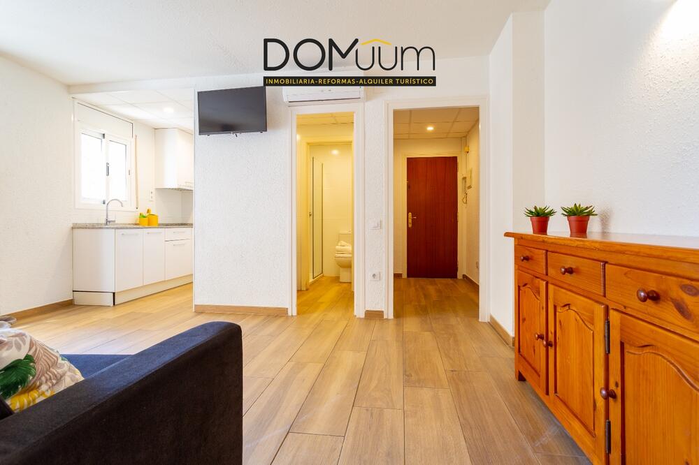 S104-053 DH-DELFOS Apartamento Turística Salou