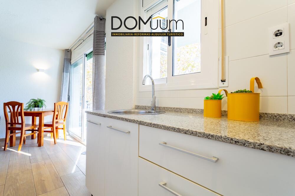 S104-053 DH-DELFOS Apartamento Turística Salou