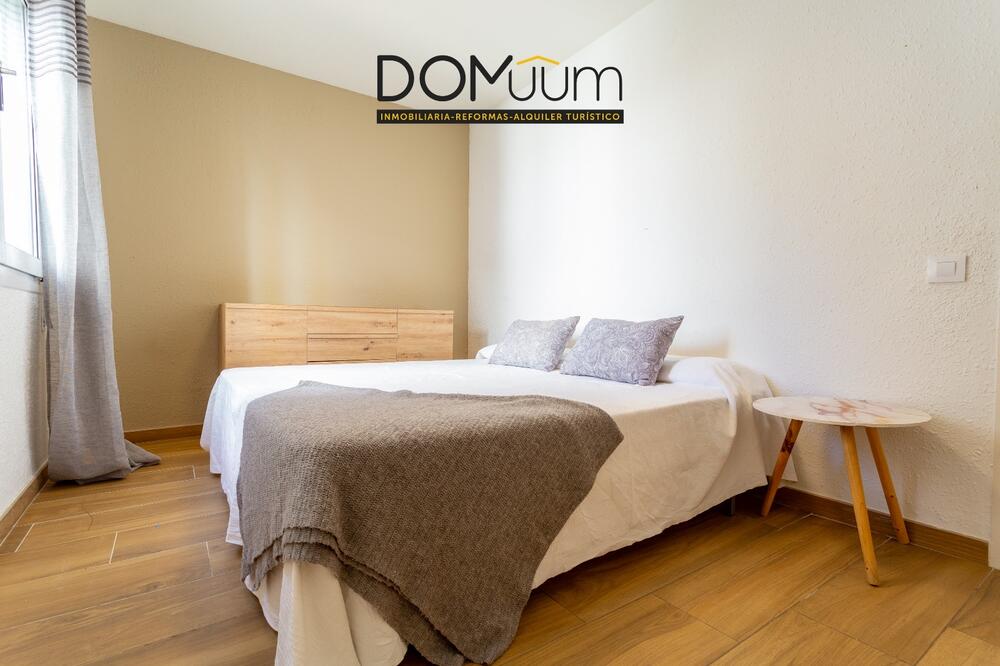 S104-053 DH-DELFOS Apartamento Turística Salou