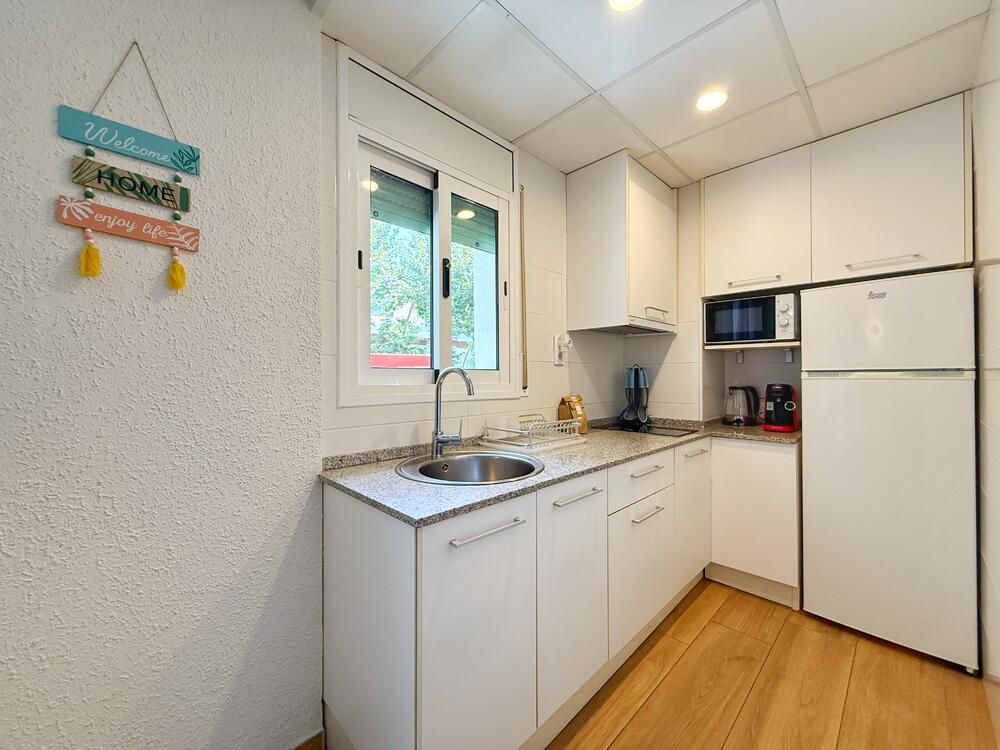 S104-053 DH-DELFOS Apartamento Turística Salou