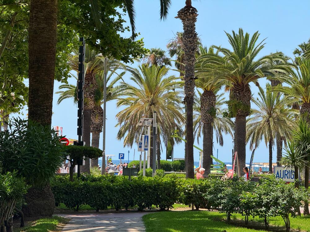 S104-053 DH-DELFOS Apartamento Turística Salou