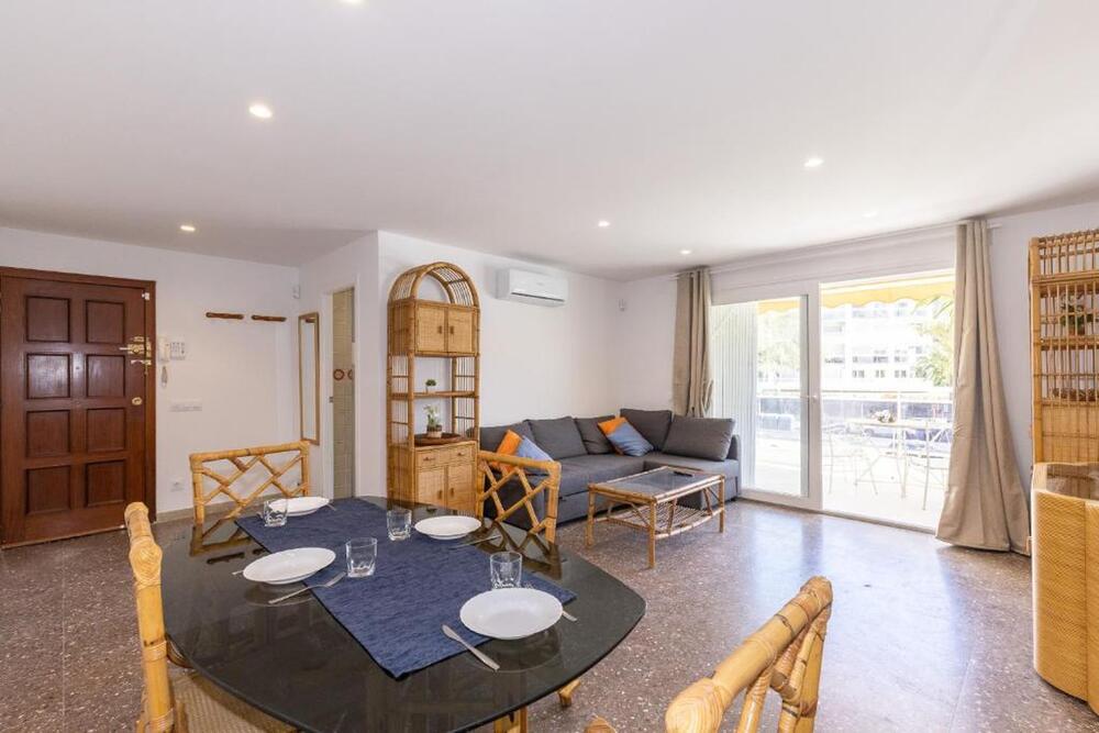 S206-055 DH-RHIN Apartamento Port Aventura Salou