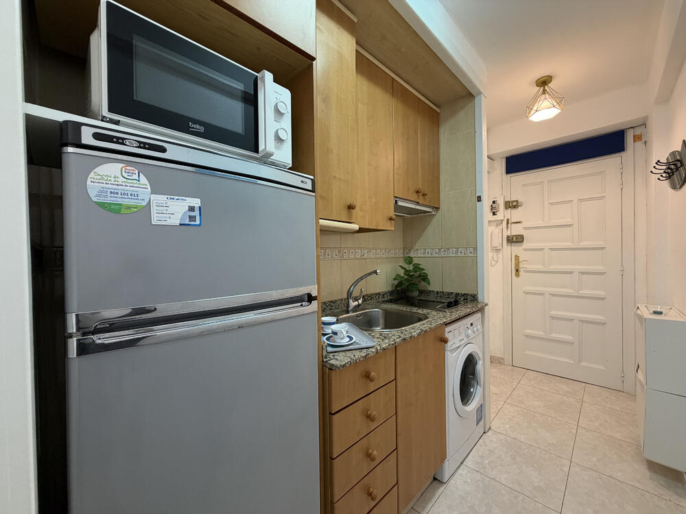 S104-058 DH-FORMENTOR Estudio Turística Salou