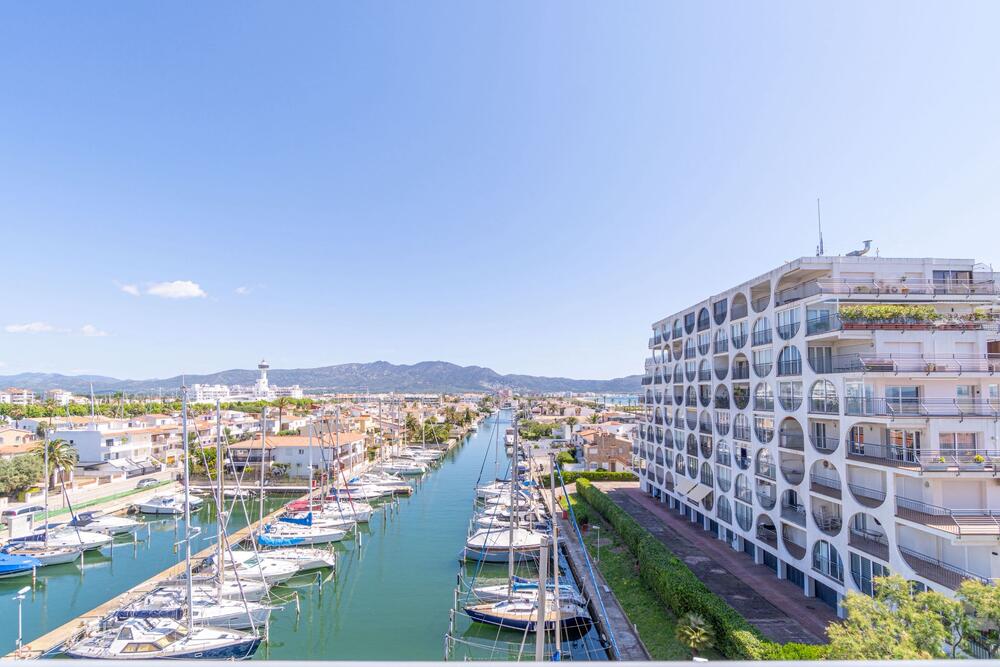 BAHIA MS BAHIA MS Estudio Empuriabrava BAHIA MS BAHIA MS Estudio Empuriabrava