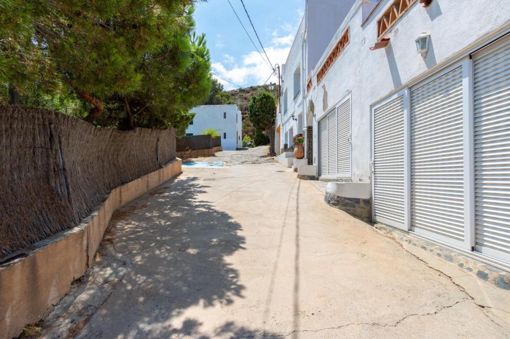 CALA NANS 1 CALA NANS 1 Estudio Cala Nans Cadaqués CALA NANS 1 CALA NANS 1 Estudio Cala Nans Cadaqués