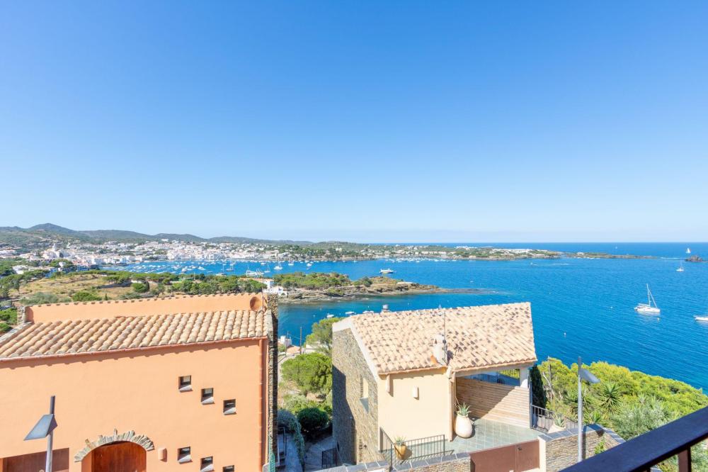 EXCLUSIVE CDQS EXCLUSIVE CDQS Casa adosada Cala Nans Cadaqués EXCLUSIVE CDQS EXCLUSIVE CDQS Casa adosada Cala Nans Cadaqués