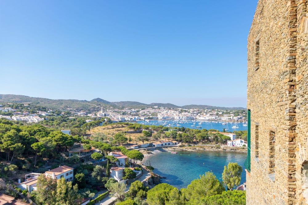 EXCLUSIVE CDQS EXCLUSIVE CDQS Casa adosada Cala Nans Cadaqués EXCLUSIVE CDQS EXCLUSIVE CDQS Casa adosada Cala Nans Cadaqués