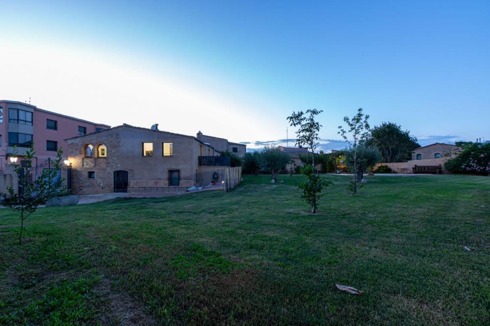 MAS LES CANYES MAS LES CANYES Casa de pueblo  Vilamalla