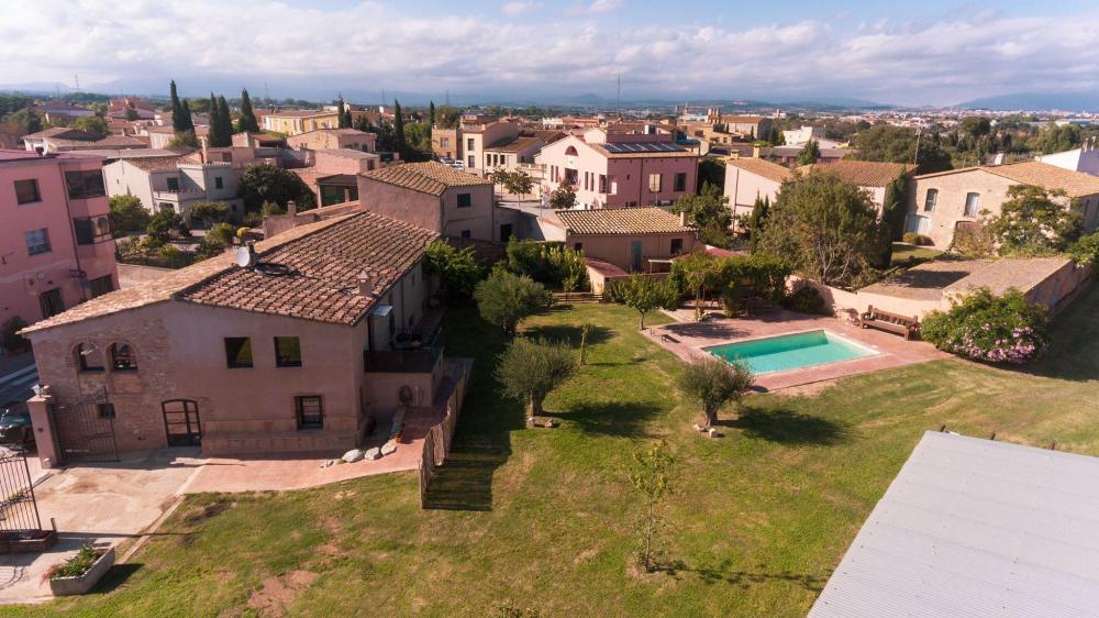 MAS LES CANYES MAS LES CANYES Casa de pueblo  Vilamalla