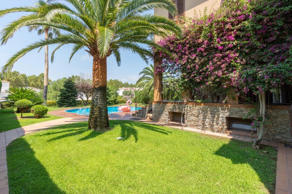 CAS-SEGRE SEGRE 34 Casa aislada / Villa Empuriabrava CAS-SEGRE SEGRE 34 Casa aislada / Villa Empuriabrava