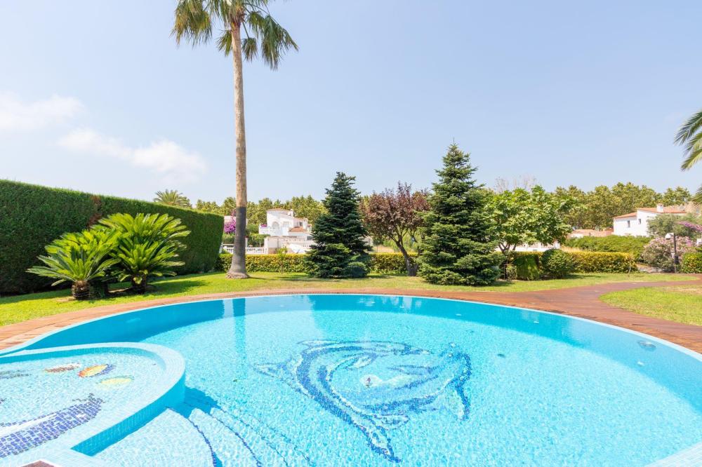 CAS-SEGRE SEGRE 34 Casa aislada / Villa Empuriabrava CAS-SEGRE SEGRE 34 Casa aislada / Villa Empuriabrava