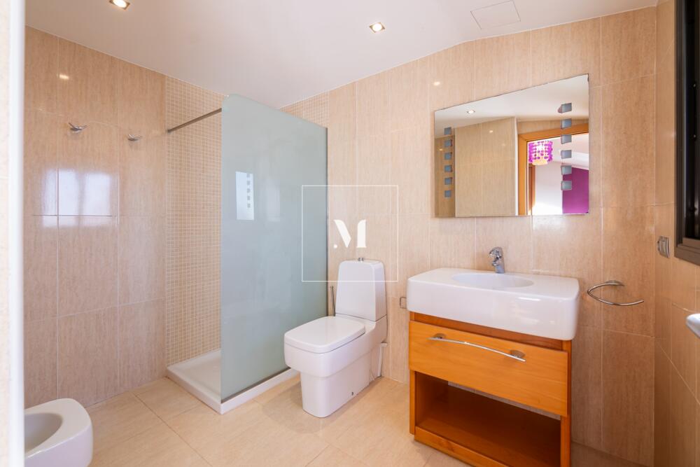 APART-TORRASBAGES TORRAS BAGES Apartament  Figueres