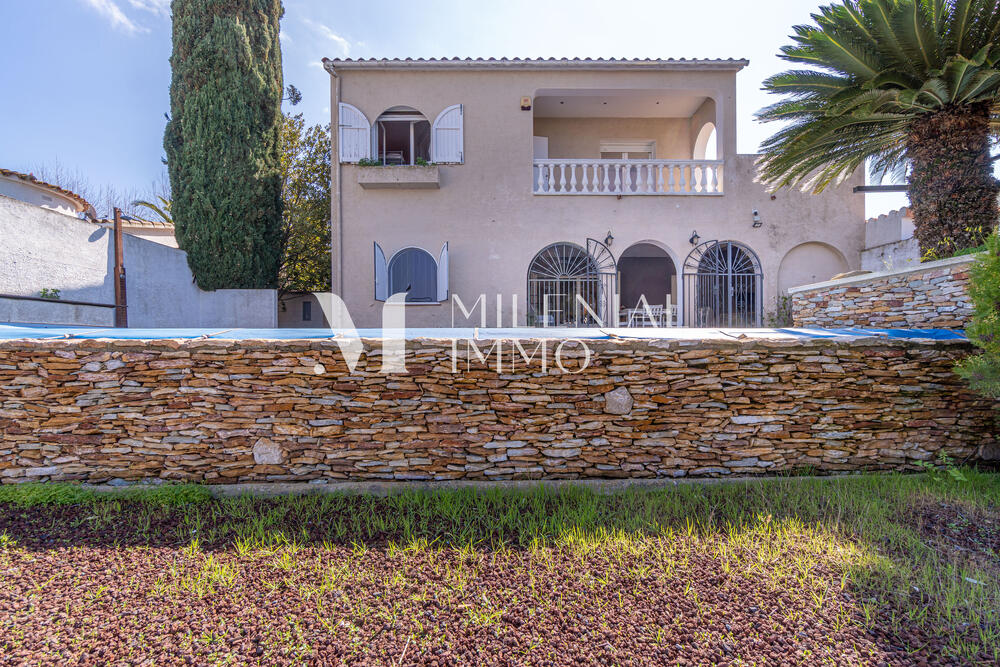 CI-0106 LLOBREGAT Casa aislada / Villa Empuriabrava CI-0106 LLOBREGAT Casa aislada / Villa Empuriabrava