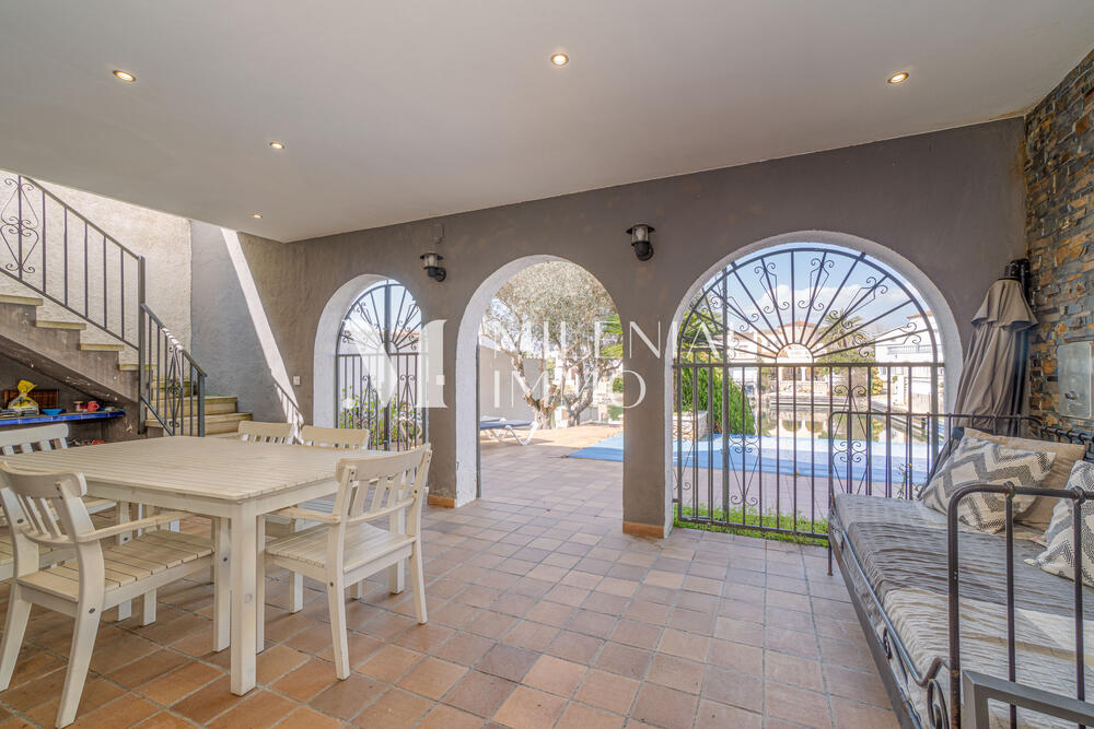 CI-0106 LLOBREGAT Casa aislada / Villa Empuriabrava CI-0106 LLOBREGAT Casa aislada / Villa Empuriabrava