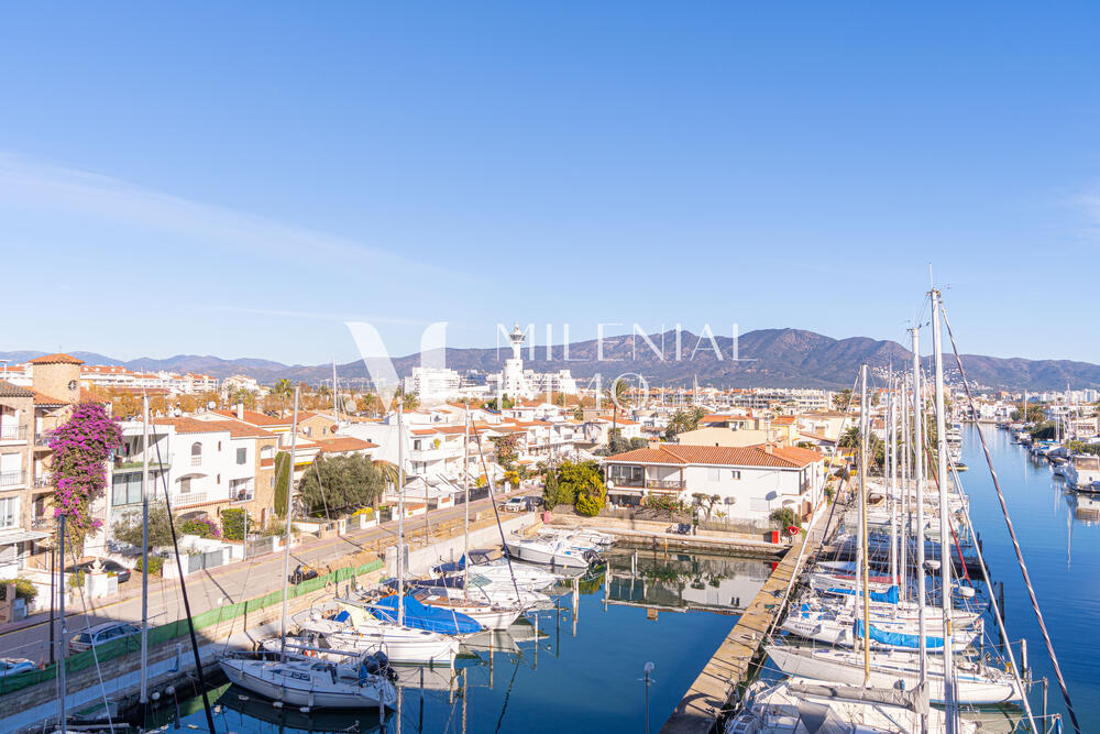 B III 308 BAHIA III 3-08 Piso 1 L Empuriabrava