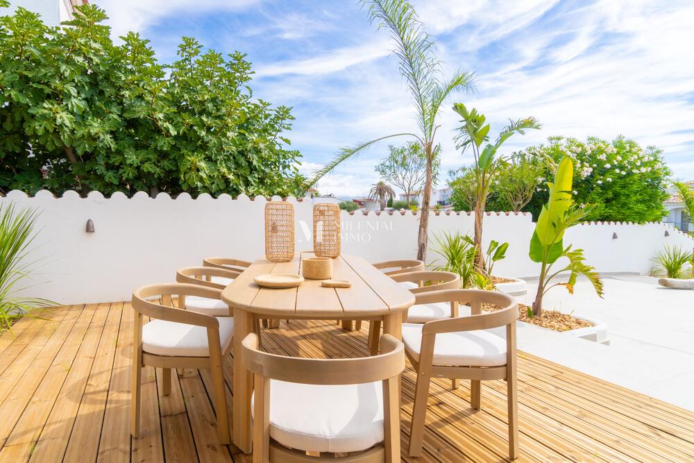 CI-SEGRE SEGRE 24 A Casa aislada / Villa Empuriabrava CI-SEGRE SEGRE 24 A Casa aislada / Villa Empuriabrava