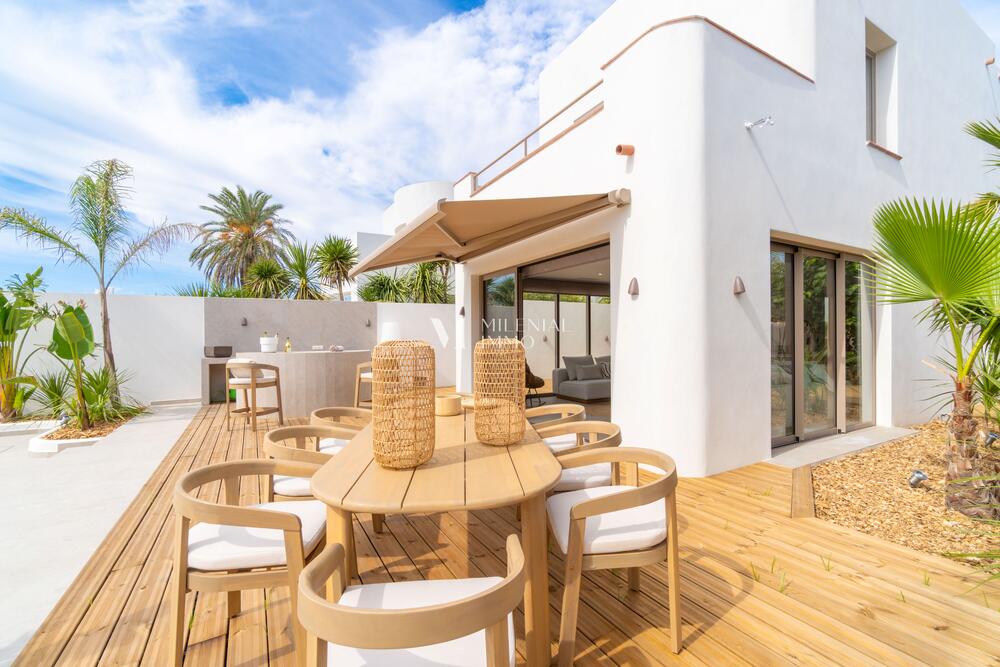 CI-SEGRE SEGRE 24 A Casa aislada / Villa Empuriabrava CI-SEGRE SEGRE 24 A Casa aislada / Villa Empuriabrava