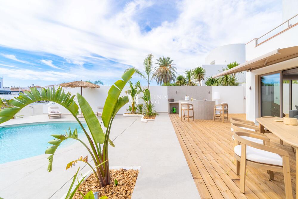 CI-SEGRE SEGRE 24 A Casa aislada / Villa Empuriabrava CI-SEGRE SEGRE 24 A Casa aislada / Villa Empuriabrava